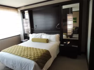 Photo #5: 1945865 Listing