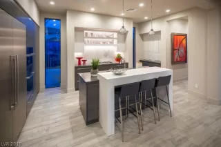 Photo #6: 1958949 Listing