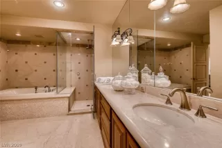 Photo #6: 1962452 Listing 