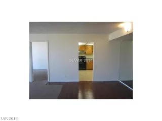 Photo #3: 1970492 Listing