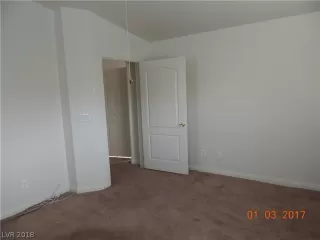 Photo #6: 1970787 Listing