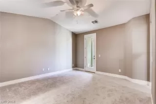 Photo #6: 1977573 Listing