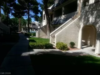 Photo #3: 1977843 Listing