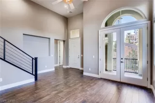 Photo #3: 1979440 Listing