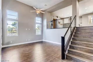 Photo #4: 1979440 Listing