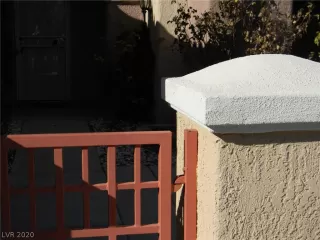 Photo #4: 1982158 Listing