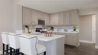 Photo #4: 1983089 Listing