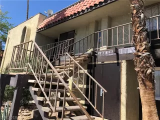 Photo #1: 1984229 Listing 