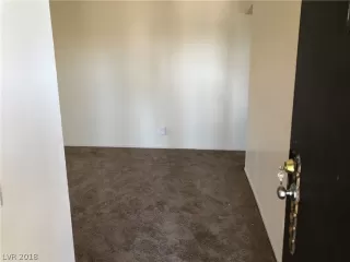 Photo #3: 1984229 Listing 