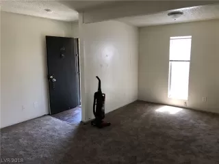 Photo #6: 1984229 Listing 