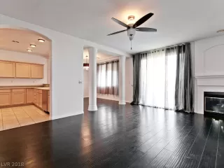 Photo #6: 1986367 Listing