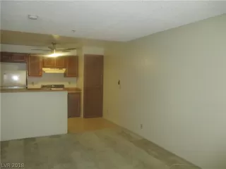 Photo #4: 1991951 Listing 