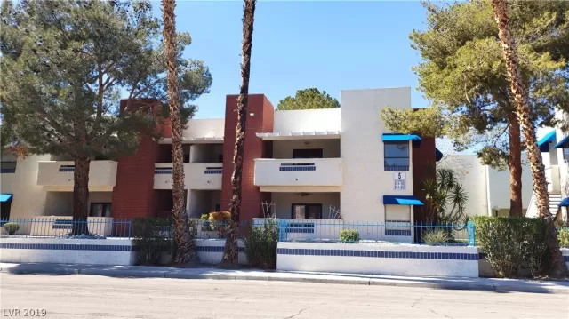 MLS: 1992717 Condo For Sale