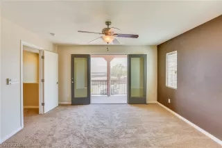 Photo #4: 1994888 Listing