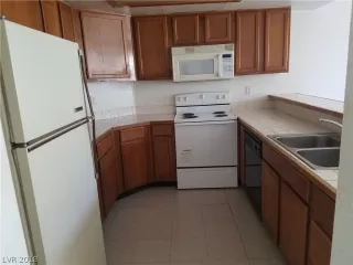 Photo #1: 1995445 Listing