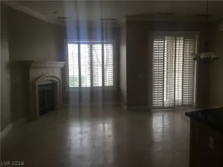 Photo #4: 2002756 Listing