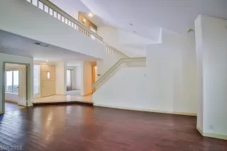 Photo #2: 2003247 Listing