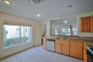 Photo #6: 2003247 Listing