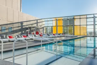 Photo #3: 2004884 Listing