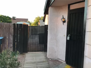 Photo #1: 2005474 Listing