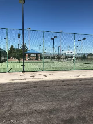 Photo #2: 2006802 Listing 