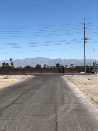 Photo #3: 2006802 Listing 