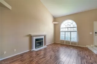 Photo #6: 2007235 Listing 