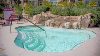 Photo #5: 2008085 Listing 