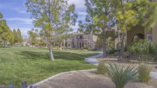 Photo #6: 2008085 Listing 