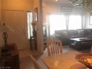 Photo #5: 2010380 Listing