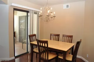 Photo #6: 2012638 Listing