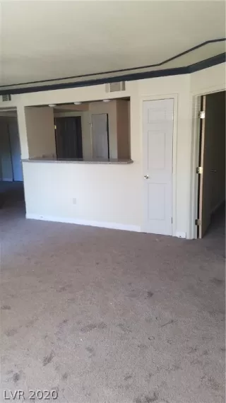 Photo #4: 2013825 Listing 