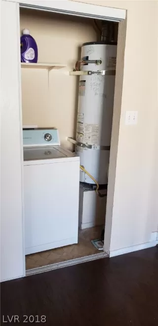 Photo #4: 2013941 Listing