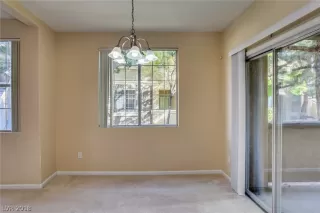 Photo #5: 2014235 Listing