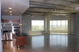 Photo #2: 2014314 Listing