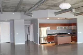 Photo #3: 2014314 Listing