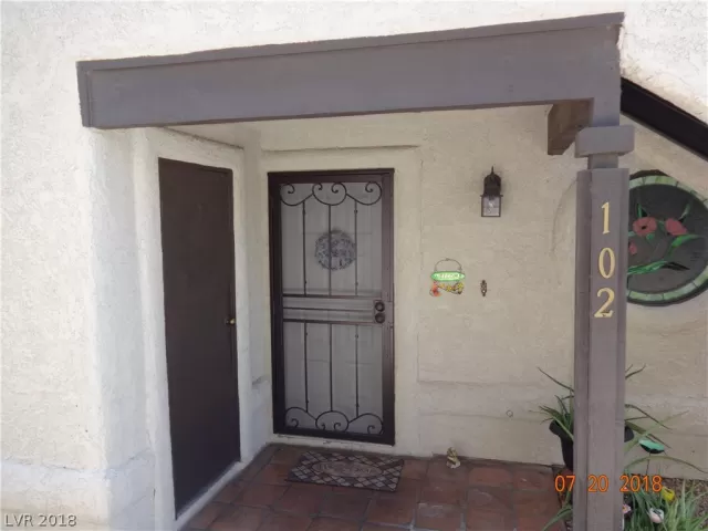 MLS: 2014315 Condo For Sale