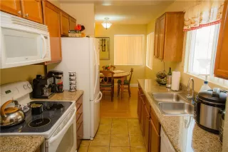 Photo #5: 2015011 Listing 