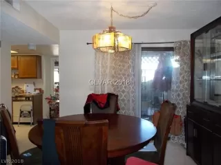 Photo #5: 2015308 Listing 