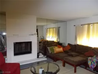 Photo #6: 2015308 Listing 