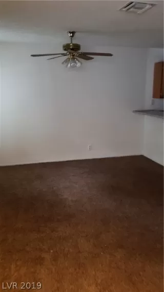 Photo #5: 2017168 Listing