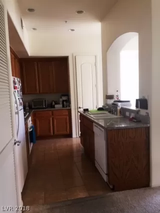 Photo #5: 2019611 Listing 