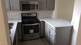 Photo #5: 2019867 Listing