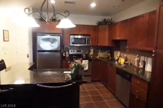 Photo #3: 2020251 Listing