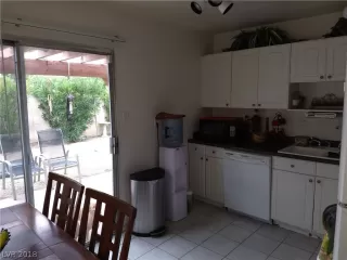 Photo #4: 2020287 Listing