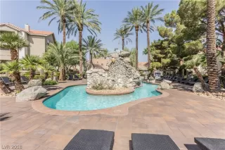 Photo #2: 2020479 Listing