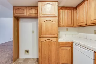 Photo #6: 2020941 Listing 