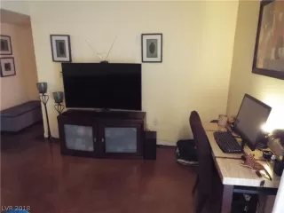 Photo #2: 2021271 Listing