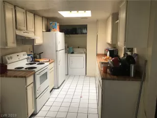 Photo #5: 2021568 Listing