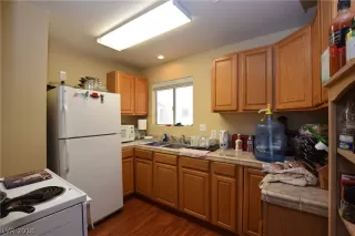 Photo #2: 2021720 Listing